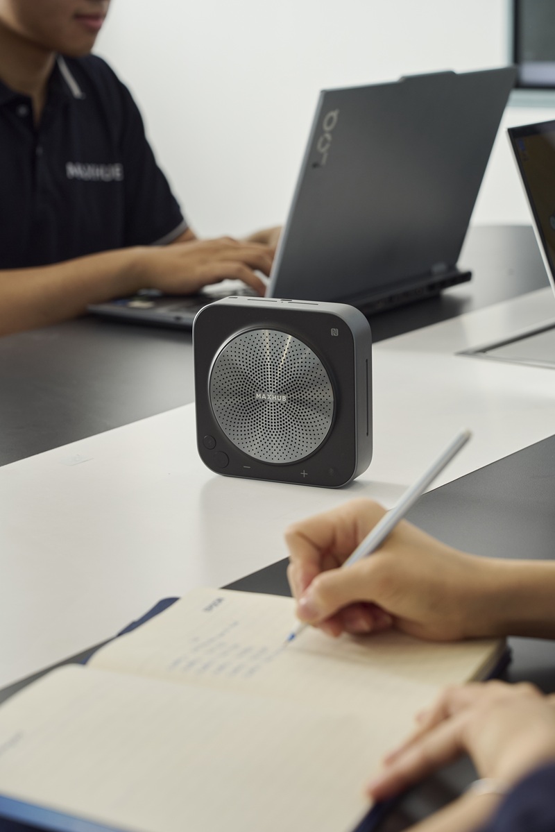 Loa kèm micro họp trực tuyến Maxhub BM35