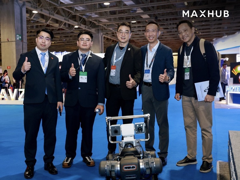 Hình ảnh thực tế gian hàng Maxhub tại triển lãm AIE