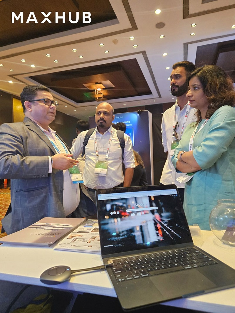 Hình ảnh thực tế từ gian hàng Maxhub tại sự kiện