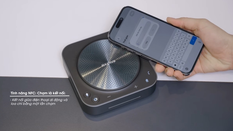 Maxhub BM35 kết nối nhanh với điện thoại qua NFC
