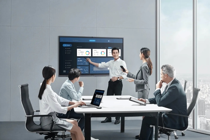 Màn hình tương tác Maxhub là giải pháp công nghệ thông minh, chuyên nghiệp